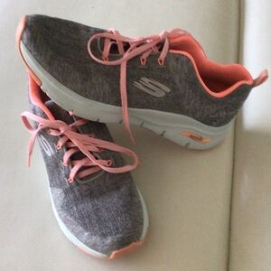 Skechers - Women’s Arch Fit Gray Walking Sneakers